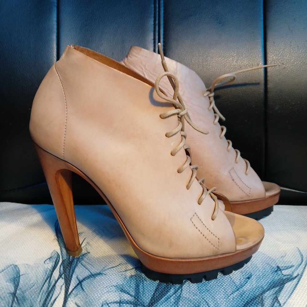 Vic Matie High‎ Heel Lace Up Booties Size 37 Vero Cuoio Made In Italy US 6.5 / 7